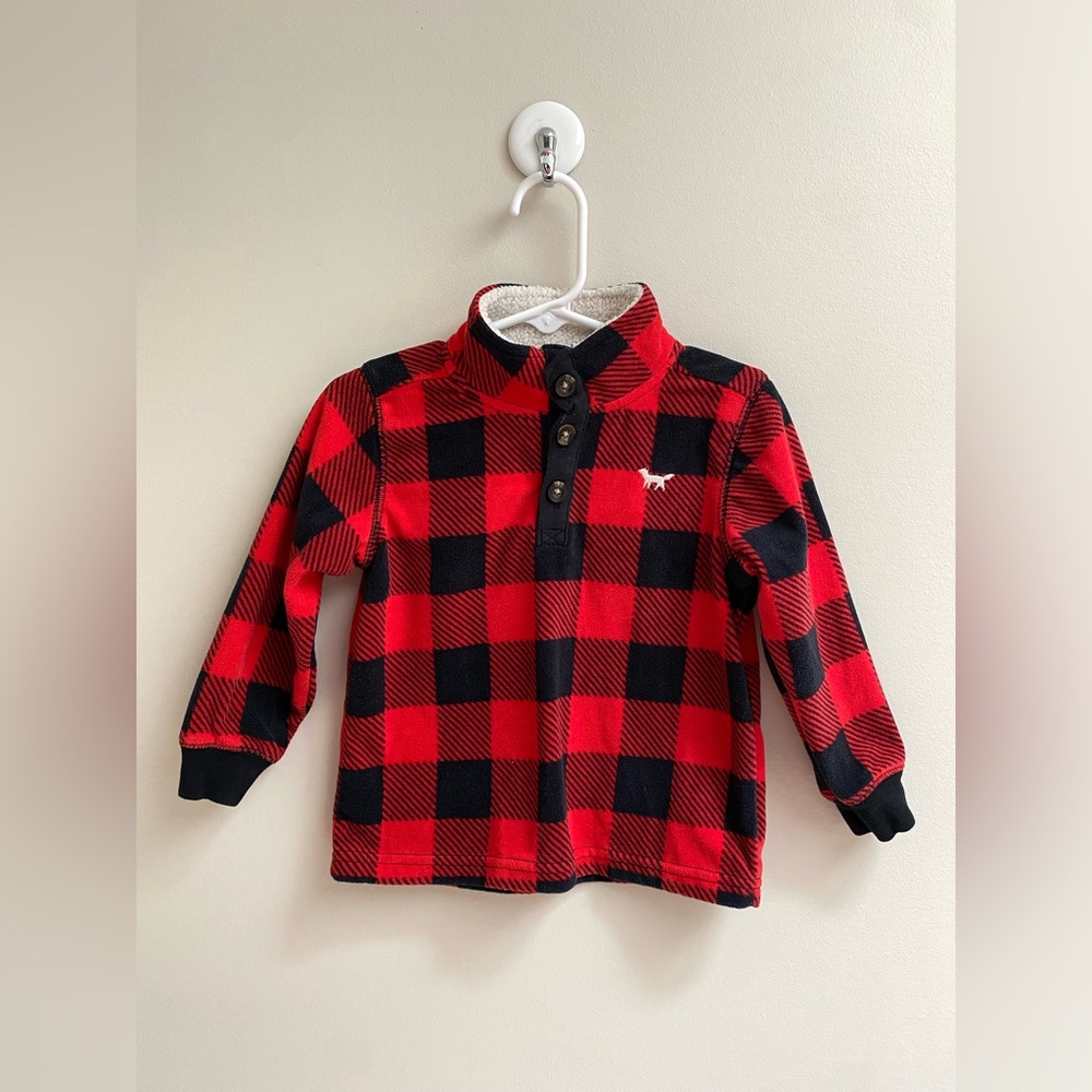 ⚫️5 for $25!⚫️ Carters buffalo check fleece sweater